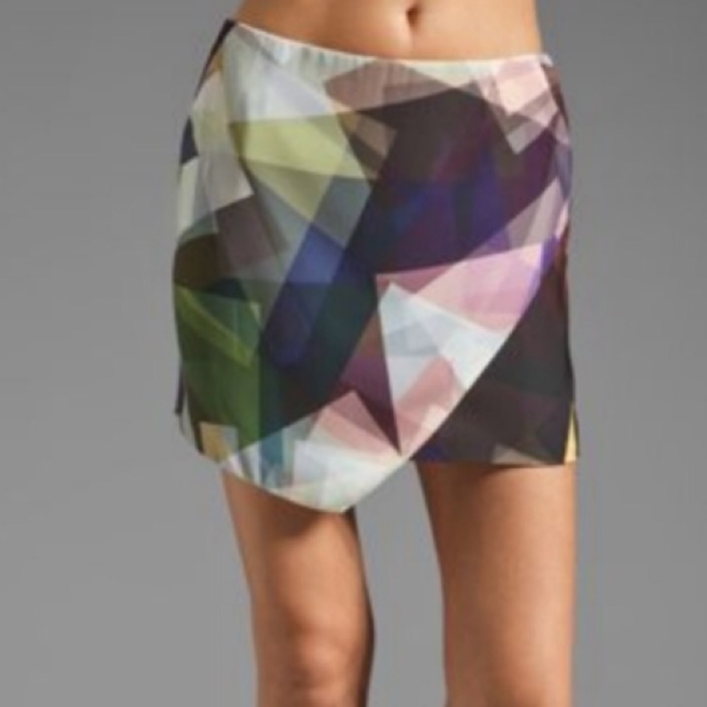 Finders Keepers New Morning Dark Geo skirt M
